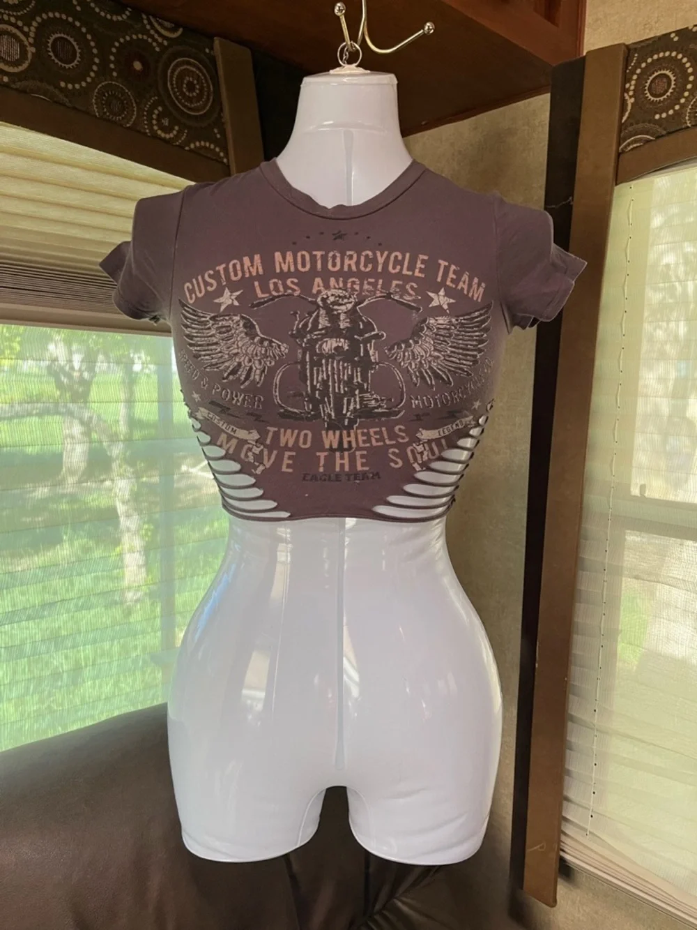 Assorted Women's Tops - Picture 2 of 9